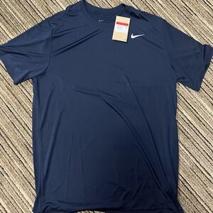 Brand New (NWT) Unworn Nike Men’s sz L Dri Fit short sleeve T Shirt